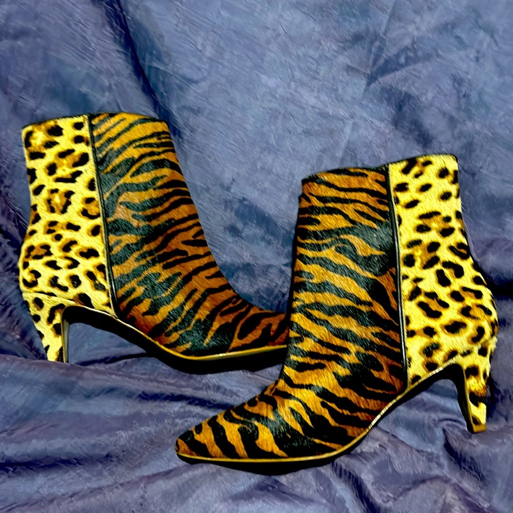 Mattise cat haired booties